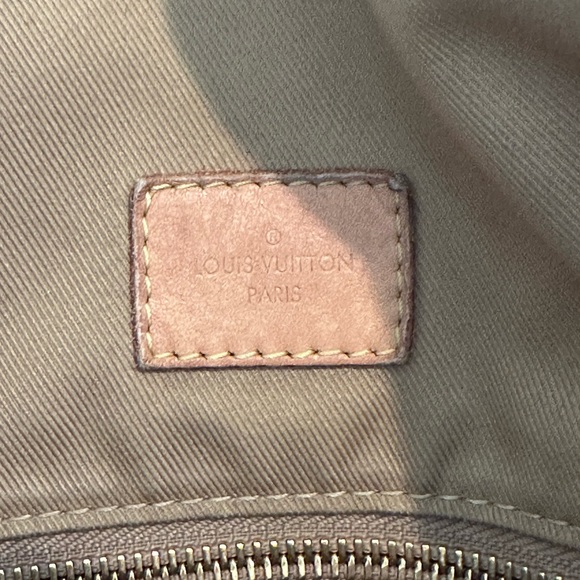 Louis Vuitton Monogram Graceful MM - Picture 6 of 16